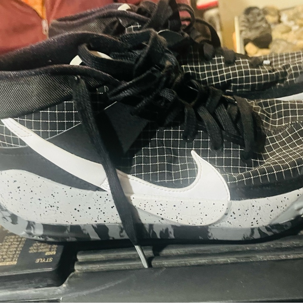 Kevin Durant Oreo nikes